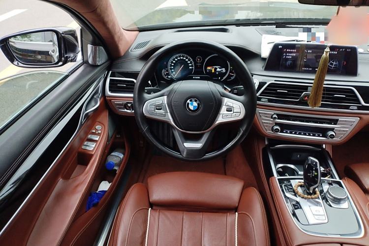 Used BMW 7 Series 2018 740Li xDrive Luxury Edition Excellence Package Steering Wheel