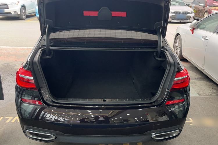 Used BMW 7 Series 2018 750Li xDrive M Sport Package Trunk