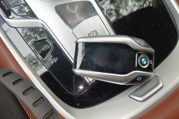 Used BMW 7 Series 2018 740Li xDrive Luxury Edition M Sport Package Vehicle Key