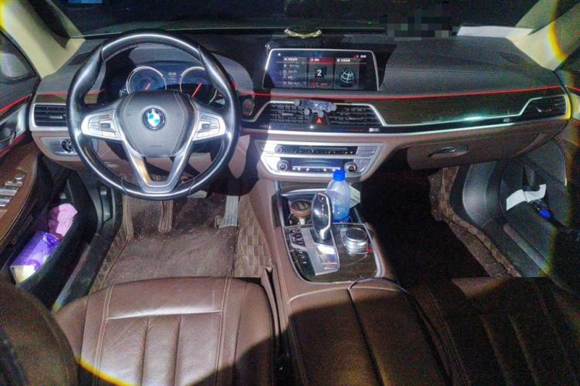 Used BMW 7 Series 2018 730Li Leading Model Excellence Package Center Console