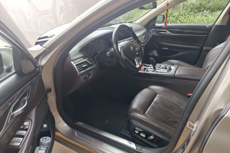 Used BMW 7 Series 2018 740Li Leading Model Excellence Package Driver Seat