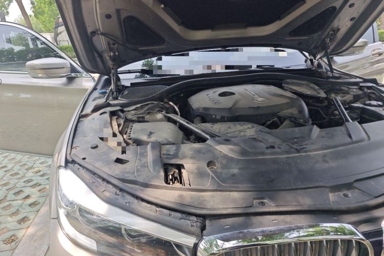 Used BMW 7 Series 2018 730Li Leading Model Excellence Package Engine Bay Right