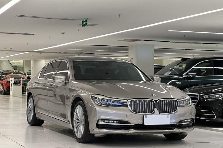 Used BMW 7 Series 2018 730Li Leading Model Excellence Package Exterior 1