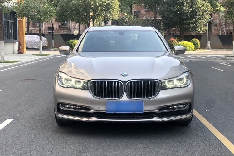 Used BMW 7 Series 2018 730Li Leading Model Excellence Package Exterior 2
