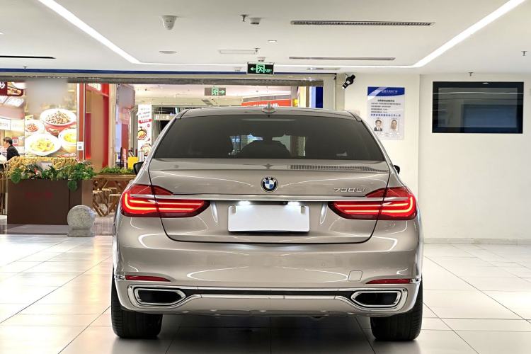 Used BMW 7 Series 2018 730Li Leading Model Excellence Package Exterior 3