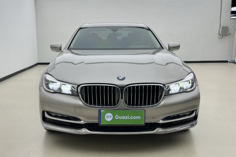 Used BMW 7 Series 2018 730Li Leading Model Excellence Package Exterior 3
