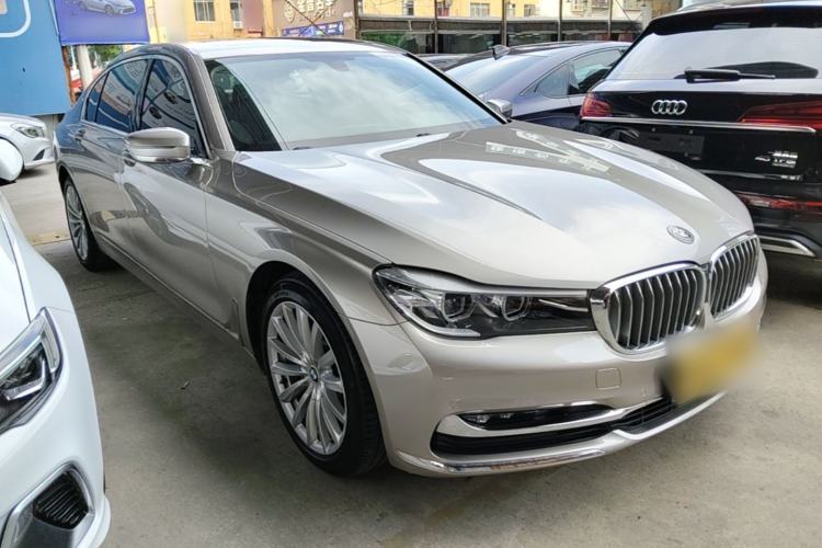 Used BMW 7 Series 2018 730Li Leading Model Excellence Package Exterior 4