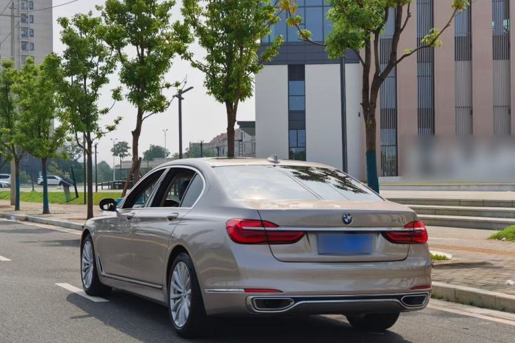Used BMW 7 Series 2018 730Li Leading Model Excellence Package Exterior 5