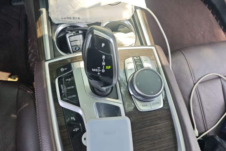 Used BMW 7 Series 2018 730Li Leading Model Excellence Package Gear Lever