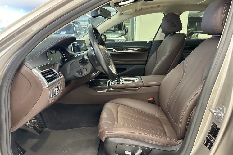 Used BMW 7 Series 2018 730Li Leading Model Excellence Package Interior 5
