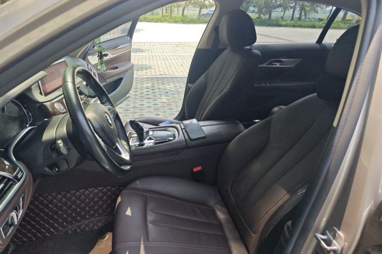 Used BMW 7 Series 2018 730Li Leading Model Excellence Package Left Front Seat