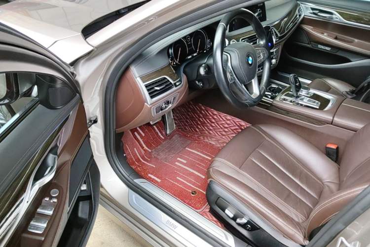 Used BMW 7 Series 2018 730Li Leading Model Excellence Package Left Front Seat