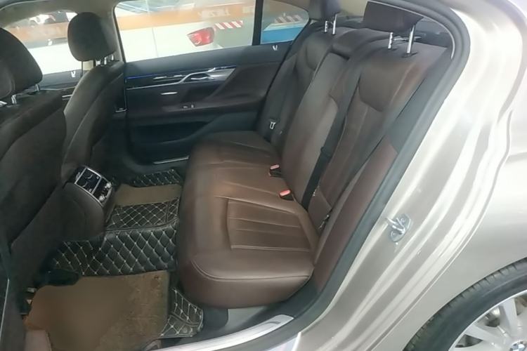 Used BMW 7 Series 2018 730Li Leading Model Excellence Package Left Rear Seat