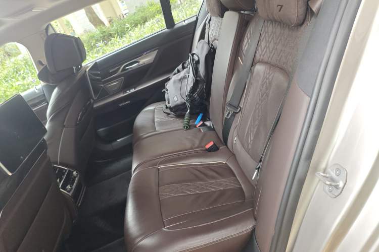Used BMW 7 Series 2018 740Li Leading Model Excellence Package Left Rear Seat