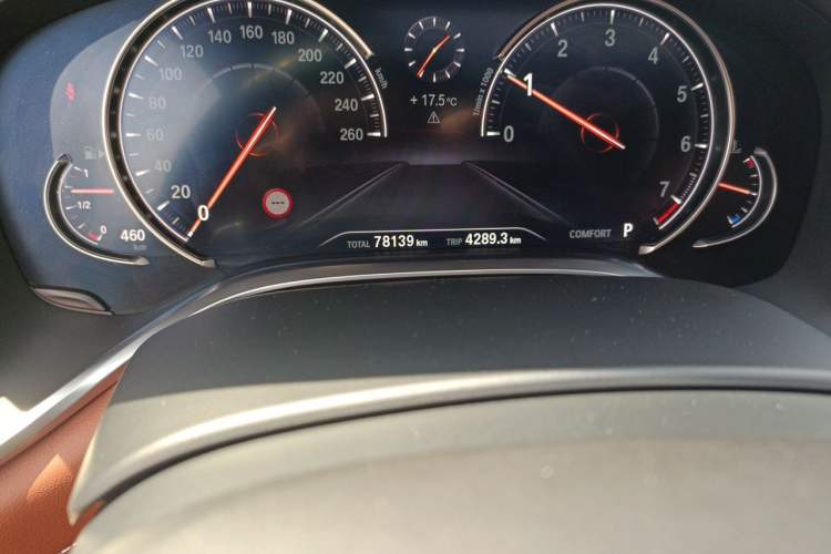 Used BMW 7 Series 2018 740Li xDrive Luxury Edition M Sport Package Odometer Close Up