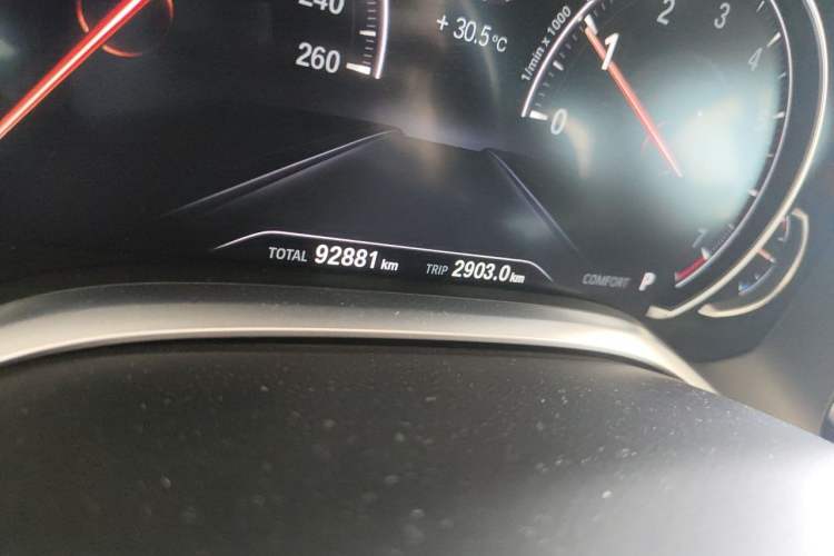 Used BMW 7 Series 2018 730Li Luxury Model Excellence Package Odometer Close Up