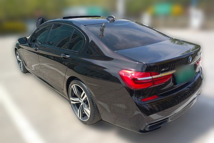 Used BMW 7 Series 2018 740Li xDrive Luxury Edition M Sport Package Rear Left 45 Deg