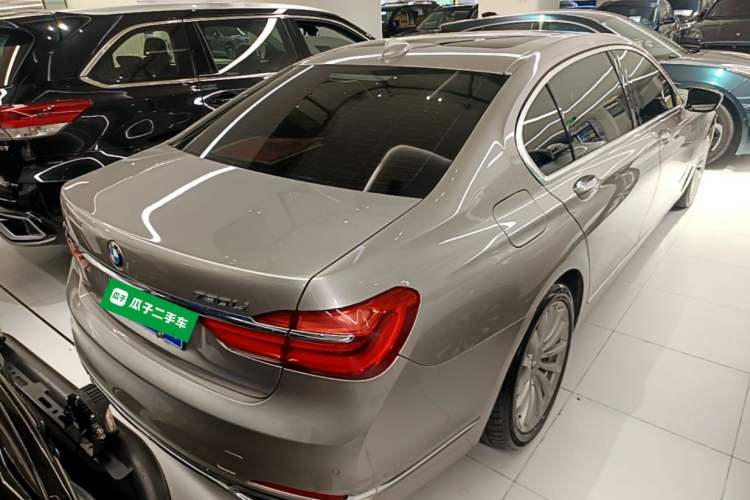 Used BMW 7 Series 2018 730Li Leading Model Excellence Package Rear Right 45 Deg