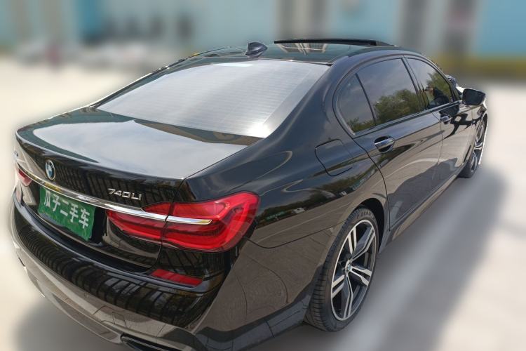 Used BMW 7 Series 2018 740Li xDrive Luxury Edition M Sport Package Rear Right 45 Deg