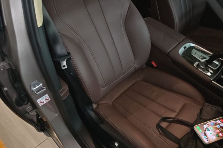 Used BMW 7 Series 2018 730Li Leading Model Excellence Package Right Front Seat