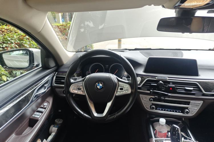 Used BMW 7 Series 2018 740Li Leading Model Excellence Package Steering Wheel