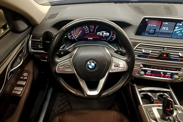 Used BMW 7 Series 2018 730Li Leading Model Excellence Package Steering Wheel