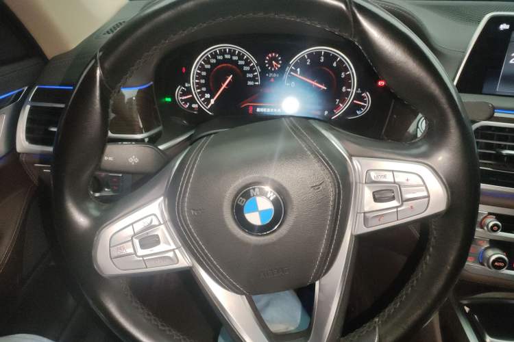 Used BMW 7 Series 2018 730Li Leading Model Excellence Package Steering Wheel