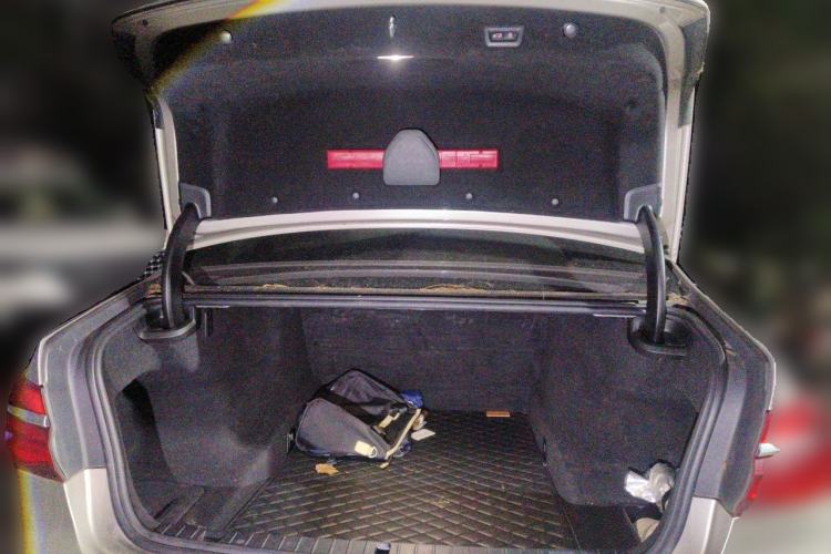 Used BMW 7 Series 2018 730Li Leading Model Excellence Package Trunk