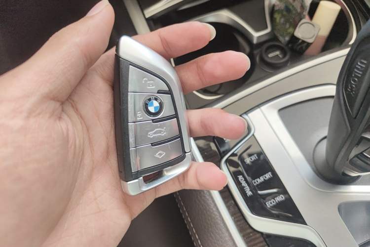 Used BMW 7 Series 2018 730Li Luxury Model Excellence Package Vehicle Key