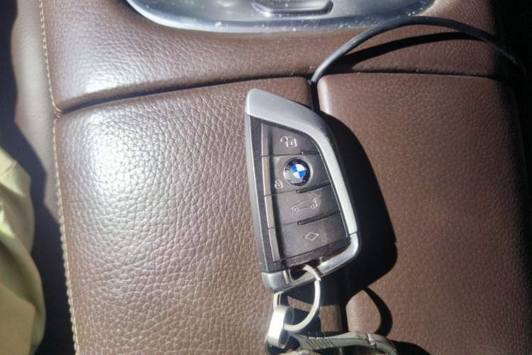 Used BMW 7 Series 2018 730Li Leading Model Excellence Package Vehicle Key