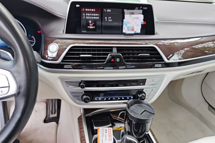Used BMW 7 Series 2018 740Li xDrive Luxury Edition M Sport Package Black Flame Version Audio And AC Panel