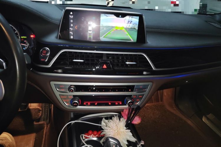 Used BMW 7 Series 2018 730Li Leading Model M Sport Package Audio And AC Panel