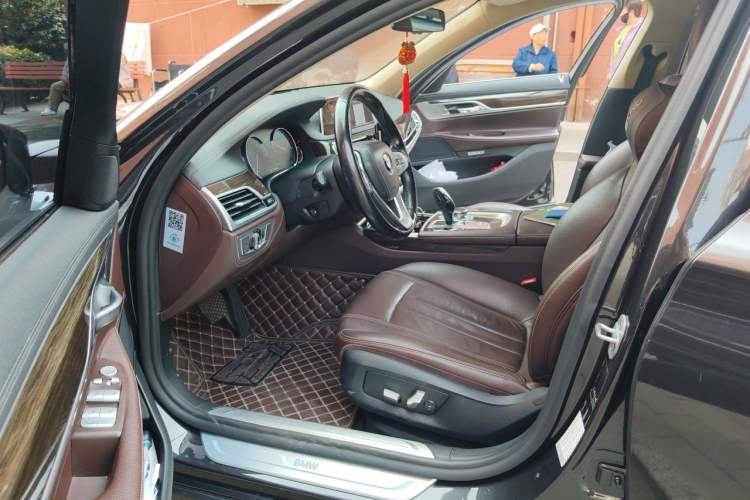 Used BMW 7 Series 2018 730Li Leading Model Excellence Package Driver Seat