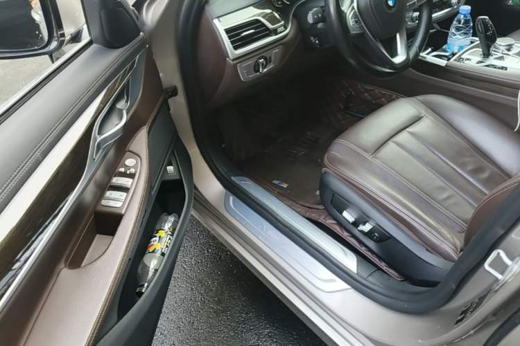 Used BMW 7 Series 2018 730Li Leading Model Excellence Package Driver Seat
