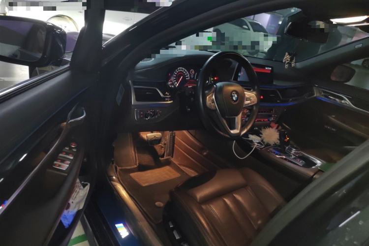 Used BMW 7 Series 2018 730Li Leading Model M Sport Package Driver Seat