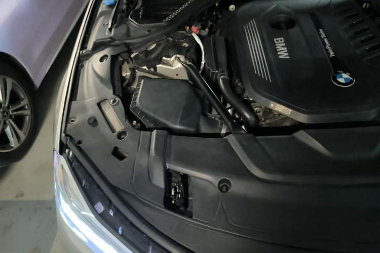 Used BMW 7 Series 2018 740Li Leading Model Excellence Package Engine Bay Right