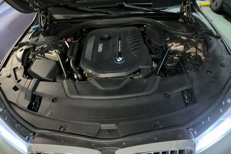 Used BMW 7 Series 2018 740Li Leading Model Excellence Package Engine Bay