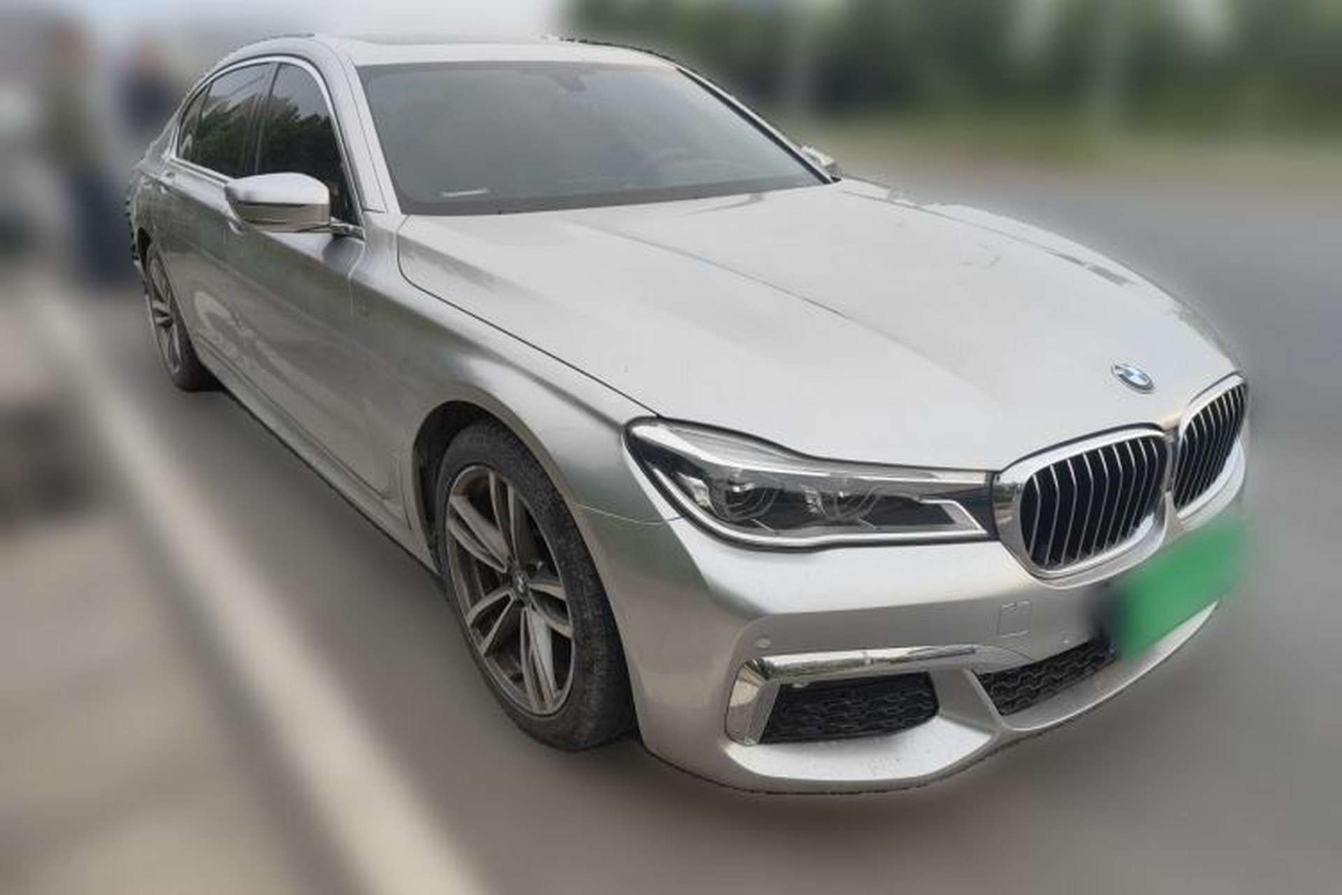 Used BMW 7 Series 2018 730Li Luxury Edition M Sport Package Exterior 2