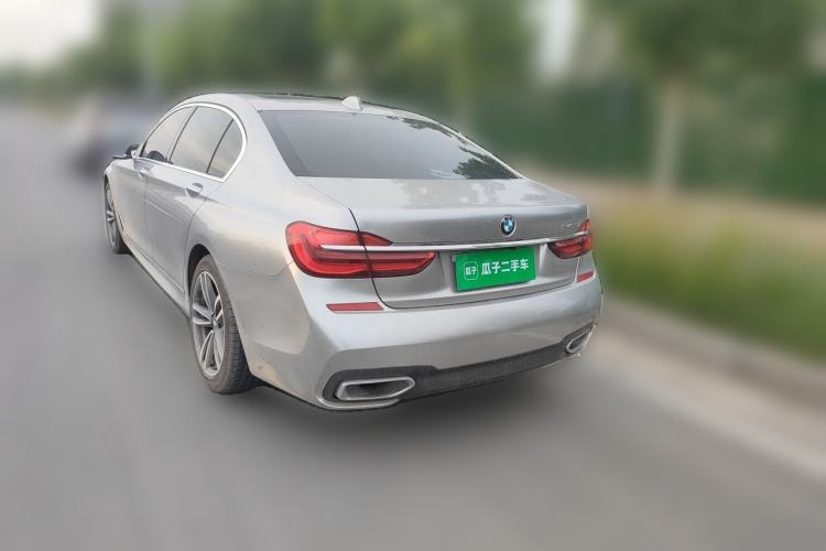 Used BMW 7 Series 2018 730Li Luxury Edition M Sport Package Exterior 3