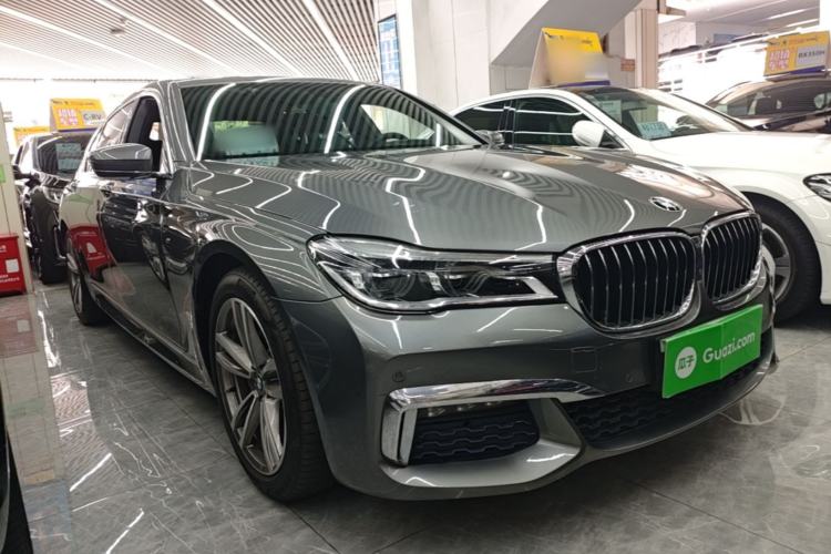 Used BMW 7 Series 2018 730Li Luxury Edition M Sport Package Front Right 45 Deg