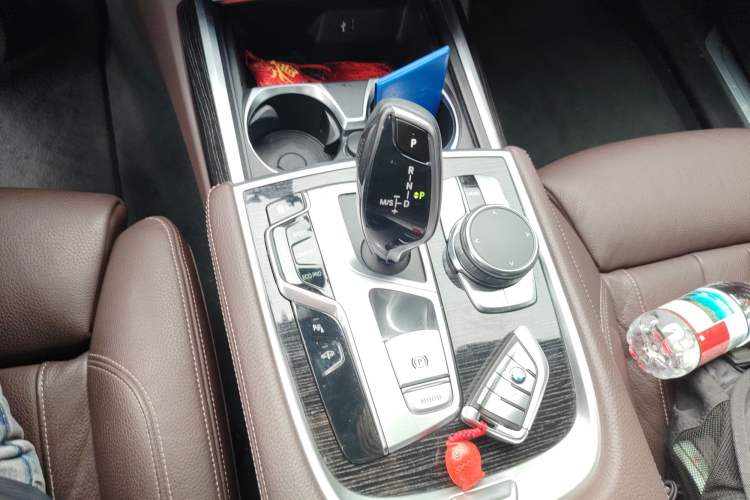 Used BMW 7 Series 2018 730Li Leading Model M Sport Package Gear Lever