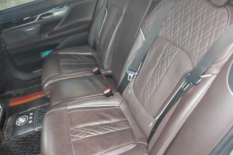 Used BMW 7 Series 2018 730Li Luxury Edition M Sport Package Interior 4