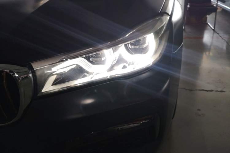 Used BMW 7 Series 2018 730Li Luxury Edition M Sport Package Left Front Headlight