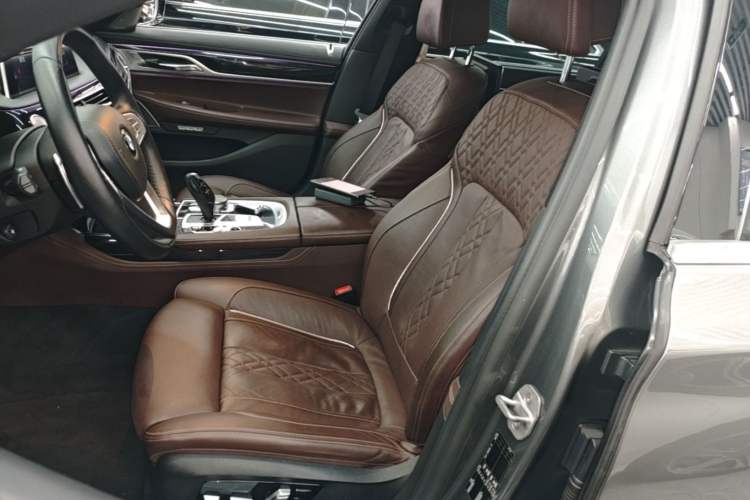 Used BMW 7 Series 2018 730Li Luxury Edition M Sport Package Left Front Seat