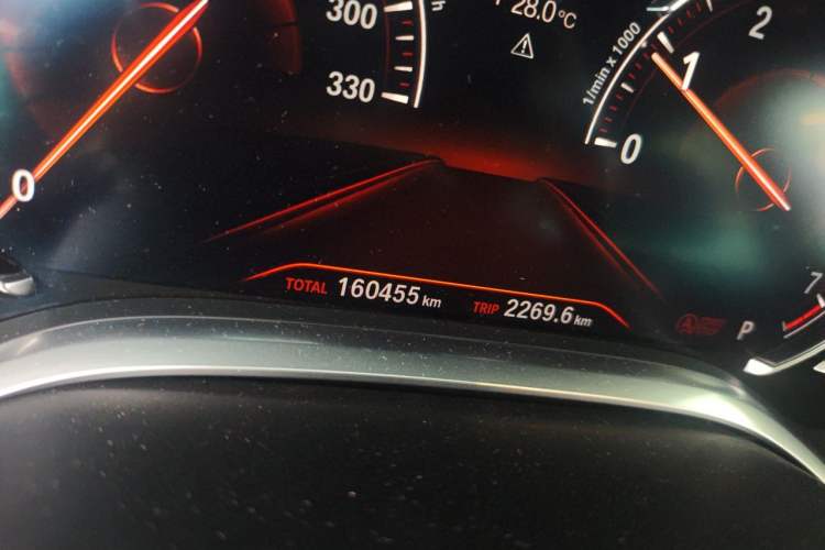 Used BMW 7 Series 2018 730Li Luxury Edition M Sport Package Odometer Close Up