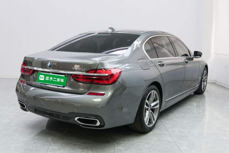Used BMW 7 Series 2018 730Li Luxury Edition M Sport Package Rear Right 45 Deg