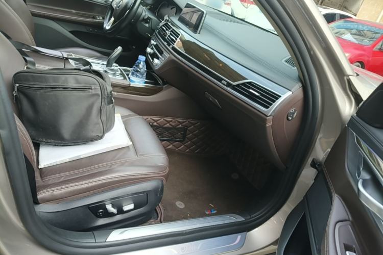 Used BMW 7 Series 2018 730Li Leading Model Excellence Package Right Front Seat