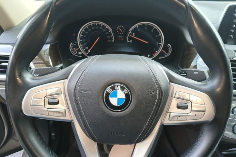 Used BMW 7 Series 2018 730Li Leading Model Excellence Package Steering Wheel
