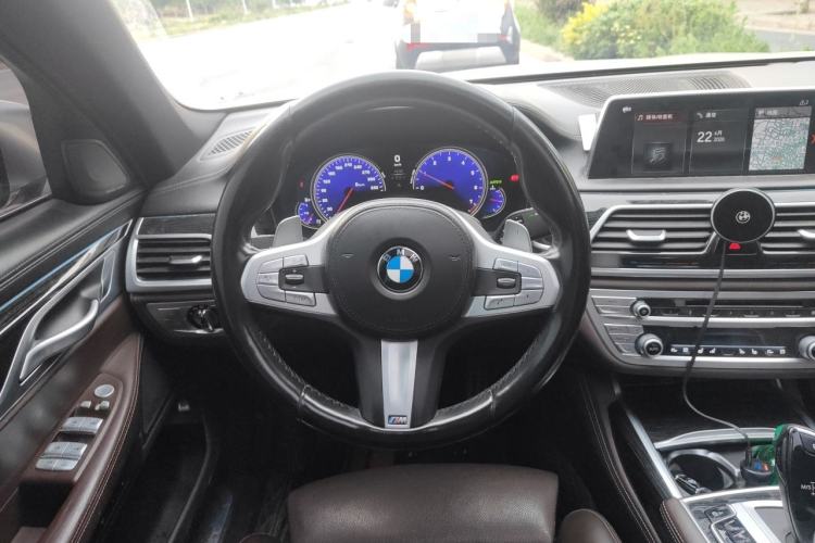 Used BMW 7 Series 2018 730Li Luxury Edition M Sport Package Steering Wheel
