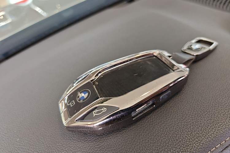 Used BMW 7 Series 2018 730Li Leading Model Excellence Package Vehicle Key